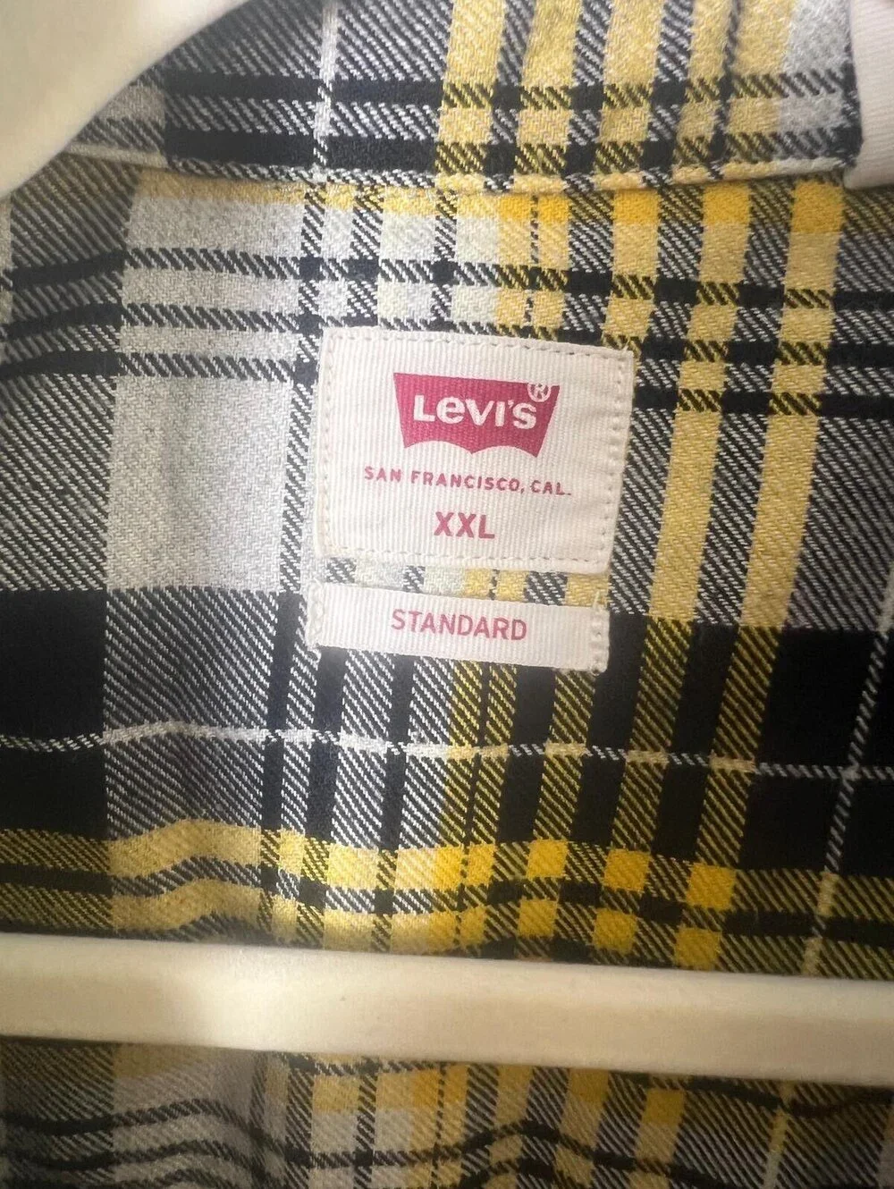 Levis levi button